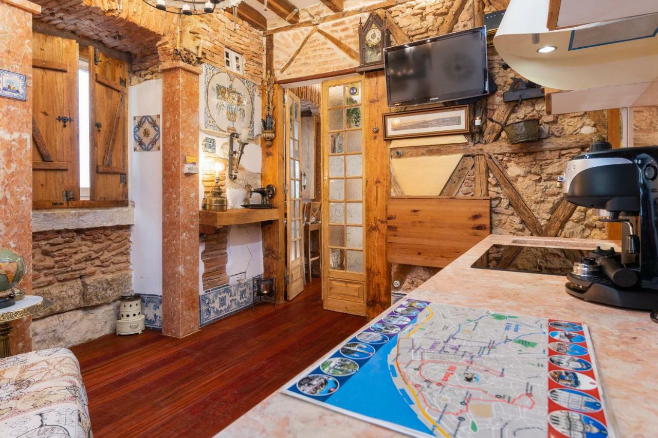 Romantic Medieval Apartment Lisboa 外观 照片